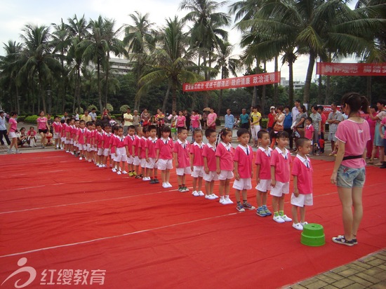 海南海口紅纓幼兒園慶“六、一”活動