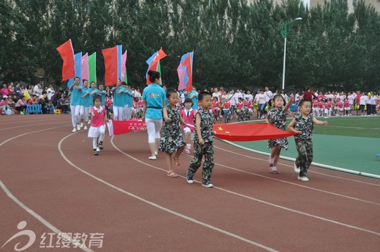 遼寧沈陽紅纓精英幼兒園舉辦六一親子運動會