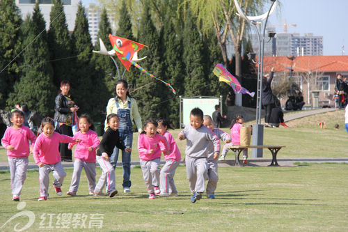 山西呂梁紅纓英華幼兒園