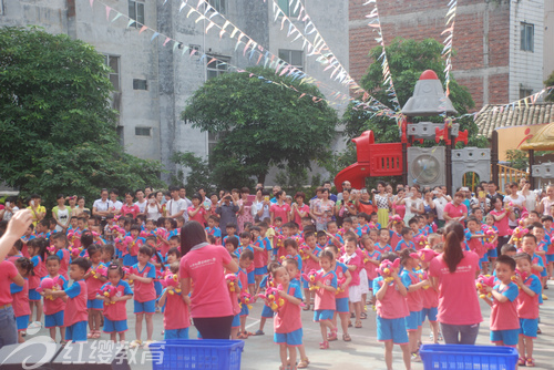 廣西興業紅纓新天地實驗幼兒園慶六一活動