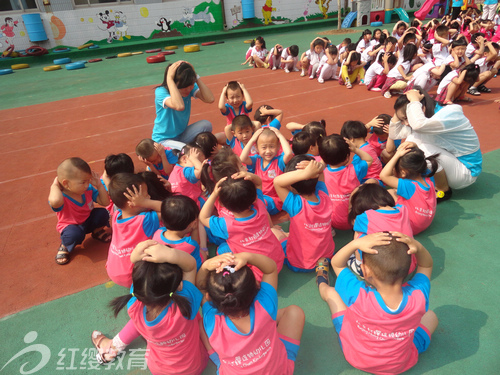 山東高密紅纓向陽(yáng)幼兒園舉辦緊急疏散演練